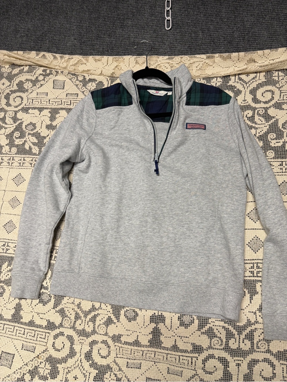 Vineyard Vines Light Gray Quarter-Zip with Green Plaid Yoke Tartan med